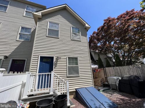 1459 Chambers St, Trenton NJ  08610-5807 exterior