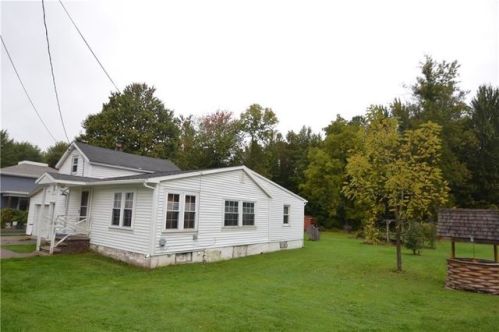 10595 Wayne Center Rose Rd, Clyde, NY 14433-9779