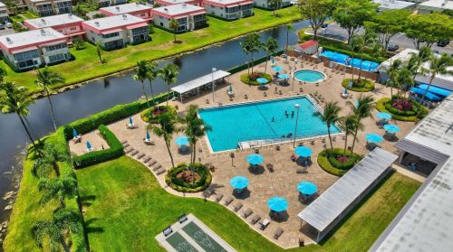 357 Brittany H, Delray Beach FL  33446-1124 exterior