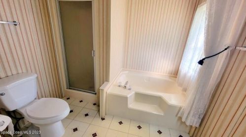 1214 Paurotis Dr, Sebastian FL  32976-7053 exterior