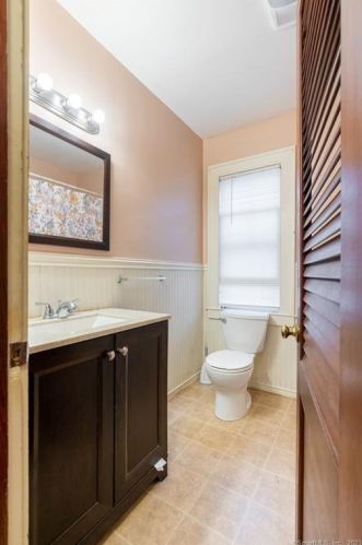 679 Woodtick Rd, Waterbury CT  06705-1740 exterior