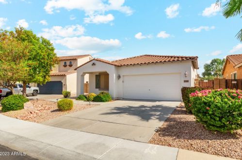 17525 Port Royale Ln, Sun City, AZ 85388-7787