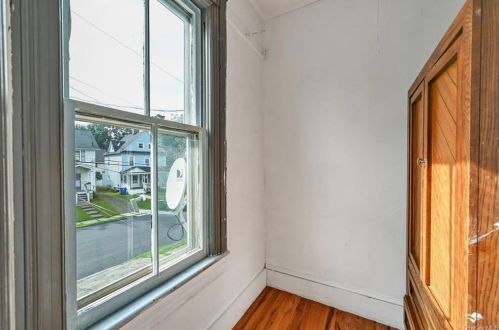 12 Royce Ave, Middletown NY  10940-4708 exterior