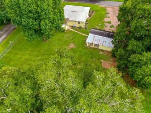 396 Collins St, Umatilla FL  32784-8387 exterior