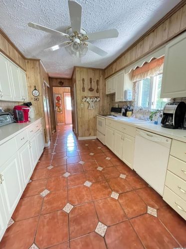 155 Church Rd, Great River NY  11739-3002 exterior