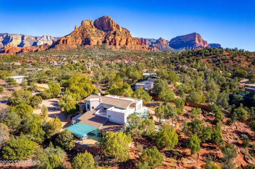 105 Castle Rock Trl, Sedona AZ 86336-6820 exterior