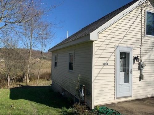 1319 Main St, Conneautville, PA 16406-7239