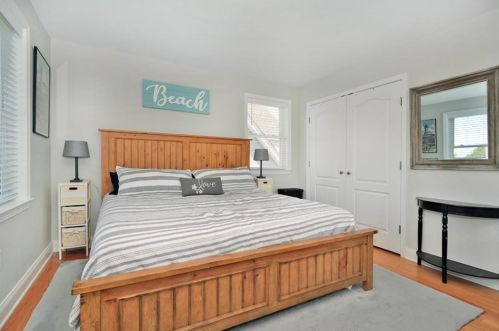 11 Jenny Ln, South Kingstown RI  02882-5434 exterior