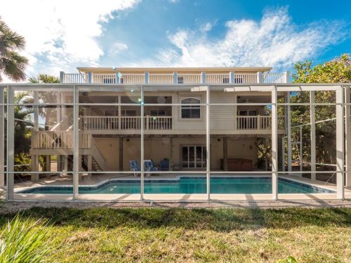 940 Spoonbill Ct, Sanibel, FL 33957-7117
