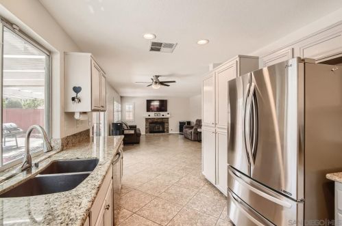 32967 Bonita Mesa St, Temecula CA  92592-4333 exterior