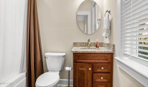 700 Sunset Cir, Beaufort SC  29906-9426 exterior