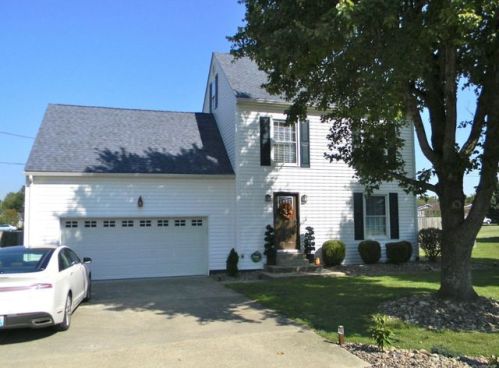 1013 Kennedy St, Louisa, KY 41230-9537