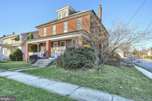 2738 Butler St, Harrisburg, PA 17103-2031