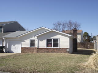908 Dixie Dr, Virginia Beach VA  23452-4925 exterior