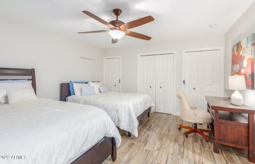 7724 Camelback Rd, Scottsdale AZ 85251-1801 exterior