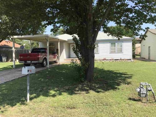 1513 Baldwin Ave, Lawton, OK 73507-3836
