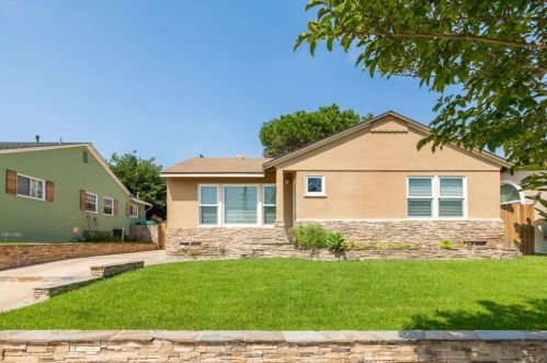 22121 Palos Verdes Blvd, Torrance, CA 90503-6841