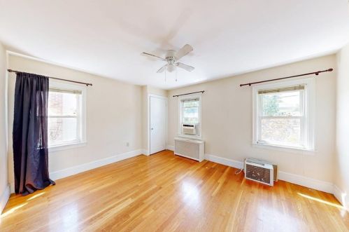 44 Sargent Ave, Providence RI  02906-3416 exterior