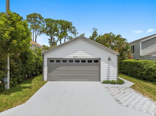 5650 Dewberry Way, West Palm Beach, FL 33415-4501