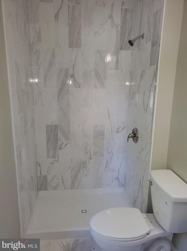 194 Northampton Dr, Willingboro NJ  08046-1343 exterior