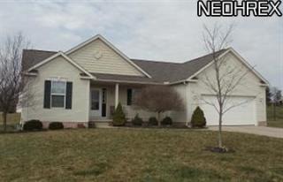 1365 Benson St, Massillon, OH 44647-7112