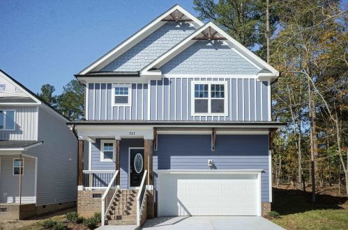 12 Stonecliff Ln, Sanford, NC 27332-1665