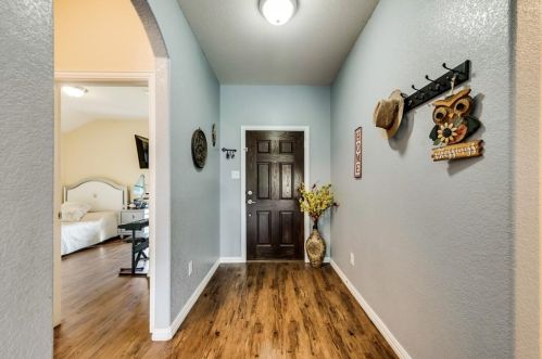 14231 Greenhaw Ln, Dallas, TX 75253-5083