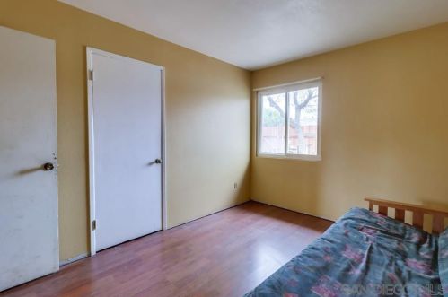 5735 Amarillo Ave, La Mesa CA 91942-2889 exterior