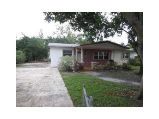 211 68 Way, Hollywood FL  33024-7548 exterior