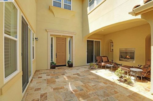 119 Arundel Dr, Hayward, CA 94542-7907
