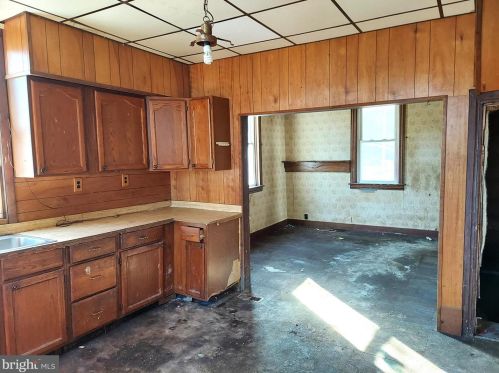134 Main St, Cross Roads, PA 17322-9012