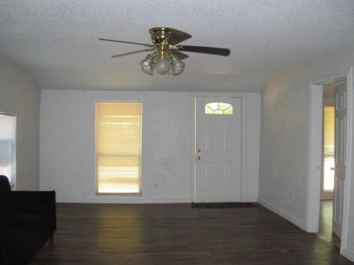 3419 Pickett St, Greenville TX  75401-4026 exterior