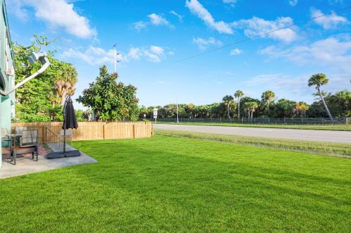 910 Shorewinds, Fort Pierce FL 34949-1537 exterior