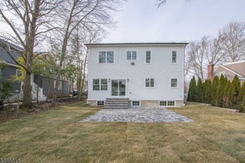 84 Elmwood Ave, Chatham Township NJ  07928-2628 exterior