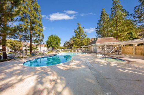 26816 Claudette St, Santa Clarita CA  91351-5208 exterior