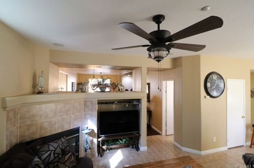 11224 Streamfield Ct, Riverside CA 92505-5713 exterior