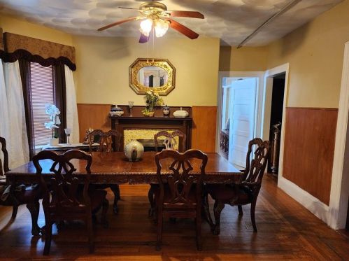 38 Atlantic Ave, Providence RI 02904-3249 exterior