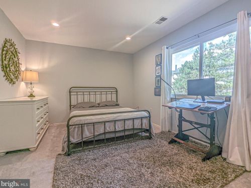 12169 Presidio Way, Woodbridge VA  22192-1052 exterior