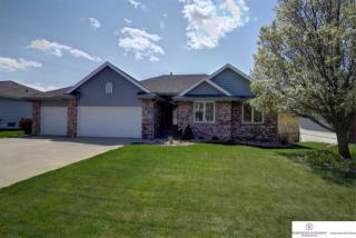 15215 Ohio St, Omaha, NE 68116-7135