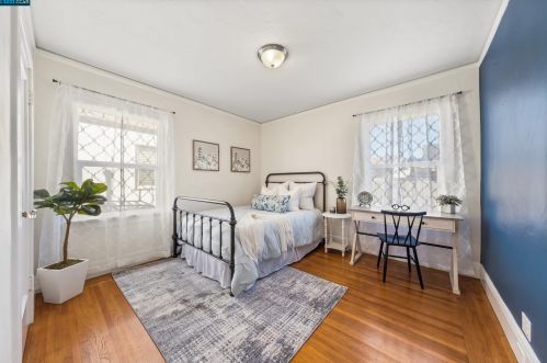 7426 Holly St, Oakland CA  94621-2834 exterior