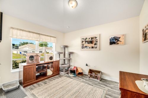 725 Beard Ave, Sebastian FL  32958-4811 exterior