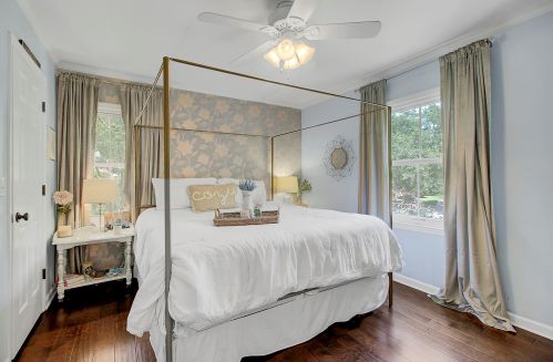 963 Governors Ct, Mount Pleasant SC  29464-9257 exterior