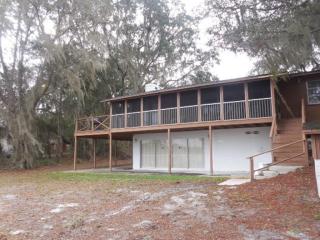 218 Sunnyside Dr, Cross Creek, FL 32640-5712