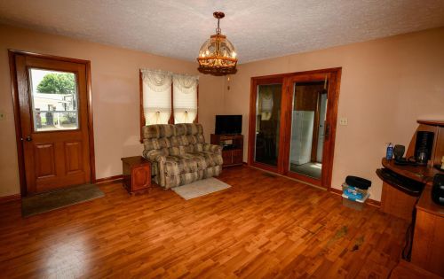 326 Blagrove St, Richwood OH  43344-1015 exterior