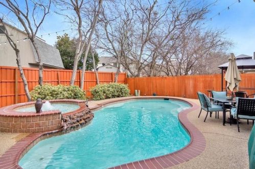 4733 Grant Park Ave, Fort Worth, TX 76137-5442