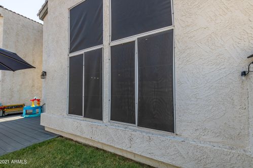 501 Sunrise Dr, Gilbert AZ  85233-6732 exterior