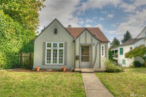 136 Percival St, Olympia, WA 98502-5438