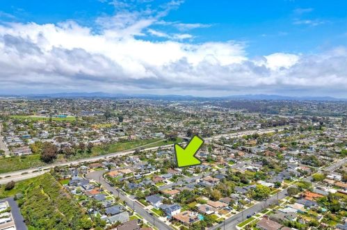 1442 Burroughs St, Oceanside CA  92054-5431 exterior