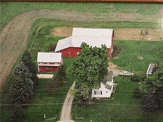 8806 Garden Rd, Maumee, OH 43537-9312