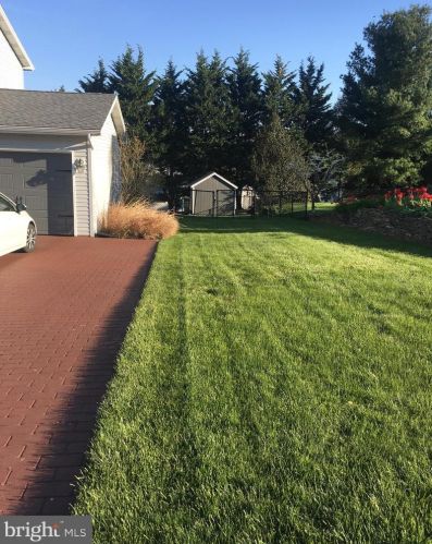 118 Skyview Dr, Shrewsbury, PA 17361-1414